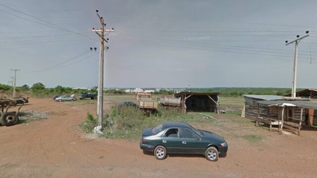 thumbnail-8233.jpg