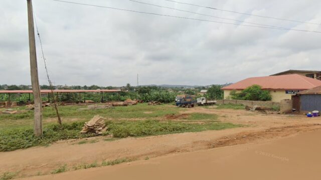 thumbnail-8255.jpg