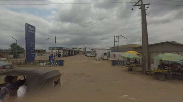 thumbnail-8327.jpg