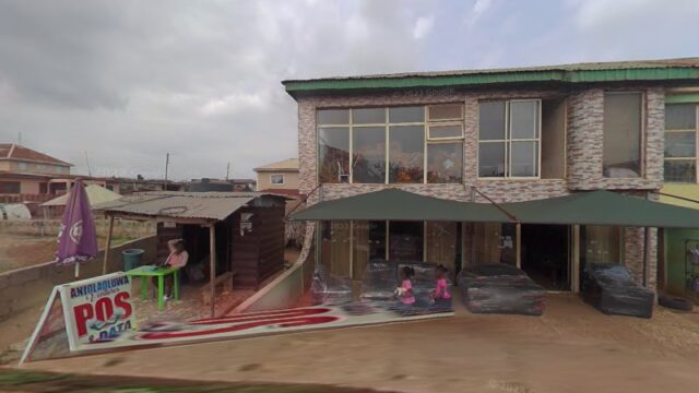 thumbnail-8333.jpg