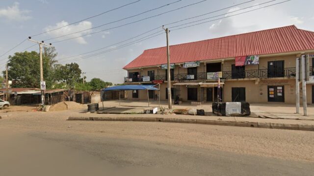 thumbnail-8351.jpg