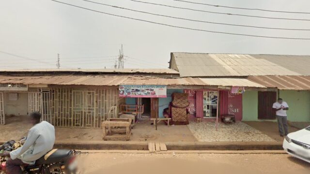 thumbnail-8373.jpg