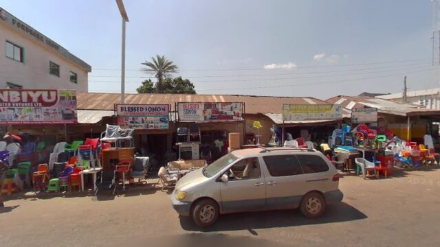 thumbnail-8376.jpg