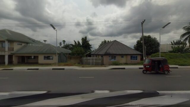 thumbnail-8382.jpg