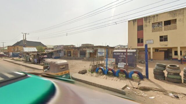 thumbnail-8393.jpg