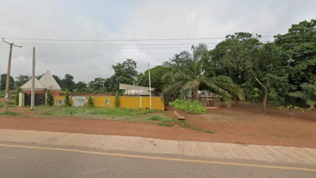 thumbnail-8444.jpg