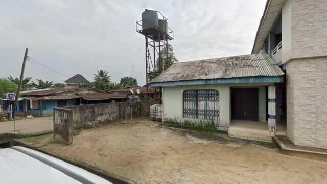 thumbnail-8467.jpg