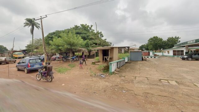 thumbnail-8476.jpg