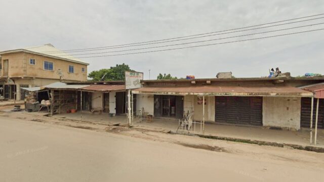 thumbnail-8530.jpg