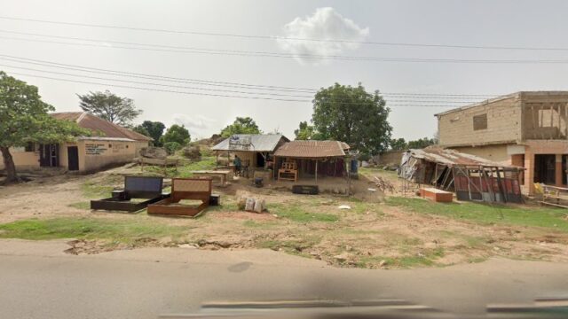 thumbnail-8553.jpg
