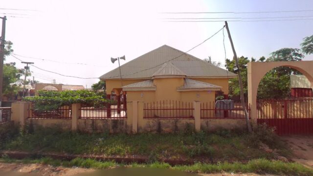 thumbnail-8598.jpg