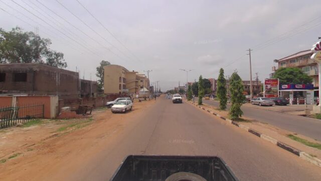 thumbnail-8639.jpg