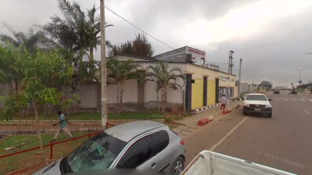 thumbnail-8698.jpg