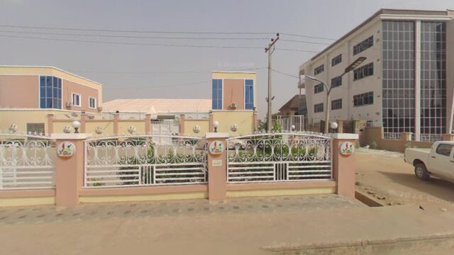 thumbnail-8717.jpg