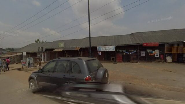thumbnail-8813.jpg