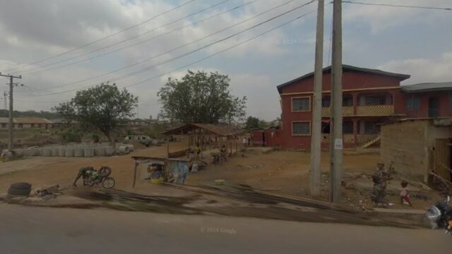 thumbnail-8968.jpg