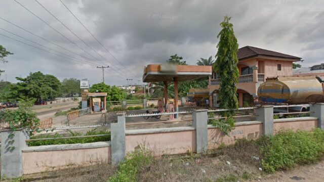 thumbnail-8991.jpg