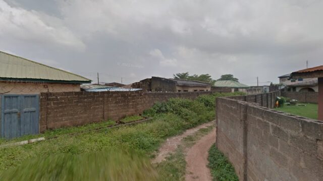 thumbnail-8994.jpg