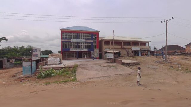 thumbnail-9005.jpg