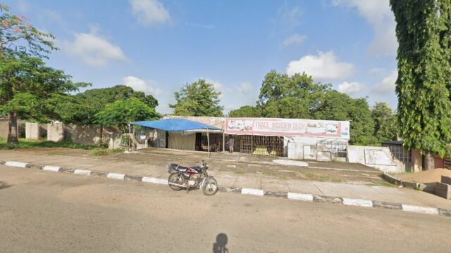 thumbnail-9106.jpg