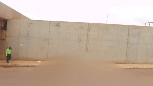 thumbnail-9232.jpg