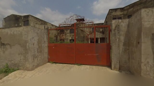 thumbnail-9304.jpg