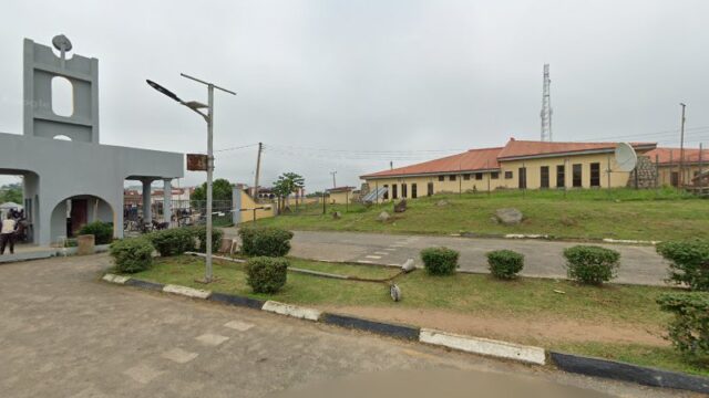 thumbnail-9333.jpg