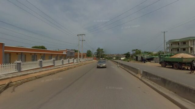 thumbnail-9527.jpg