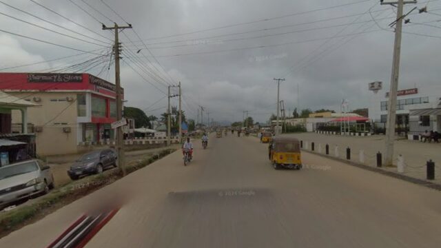 thumbnail-9736.jpg