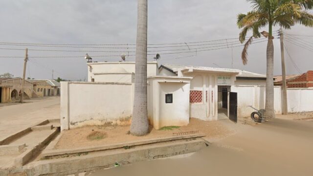 thumbnail-9760.jpg