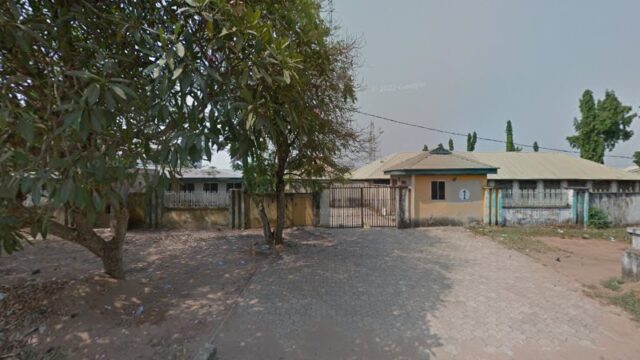 thumbnail-9959.jpg